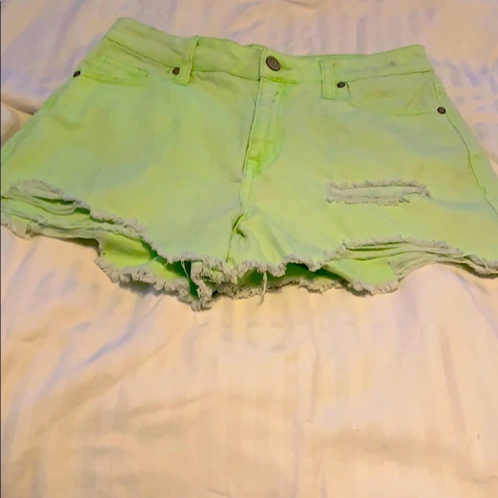 High waisted booty shorts
